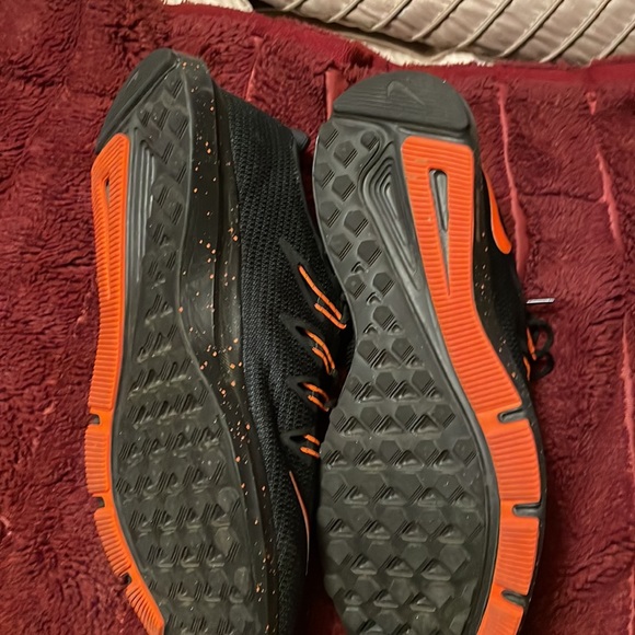 Nike Running shoes - Picture 2 of 3